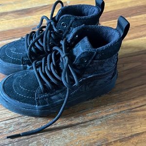 Vans black, all weather boots